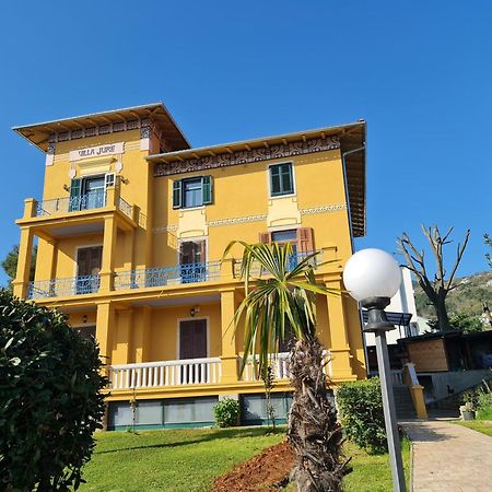 Villa Jure - Apartment Vlasta Ловран Екстер'єр фото